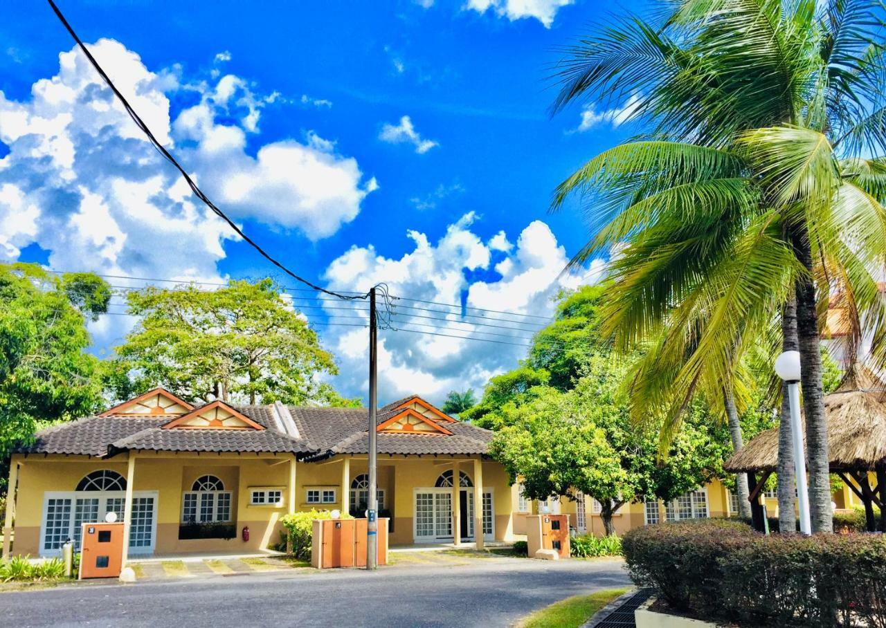 Rumbia Resort Villa Paka Esterno foto